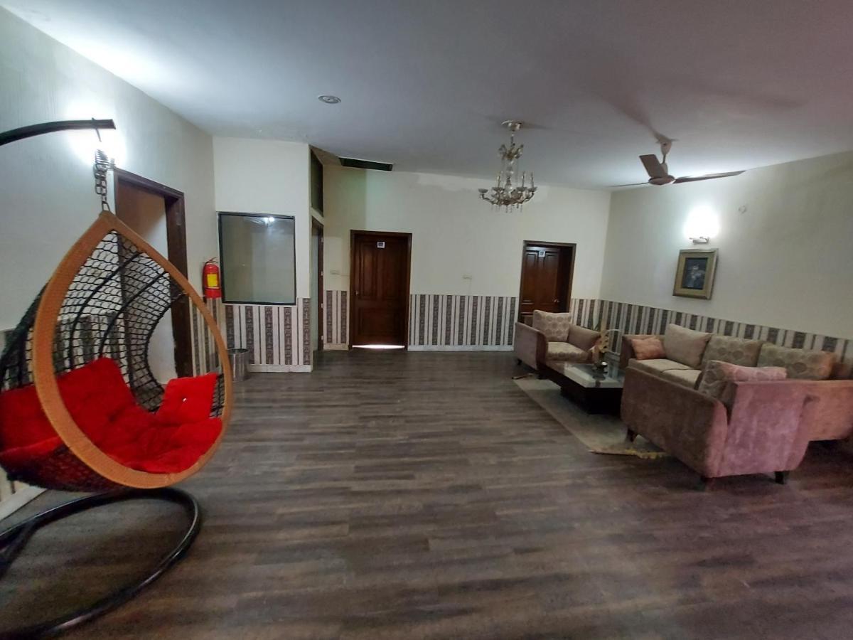 Casa Blanca Boutique Guest House Islamabad Bagian luar foto