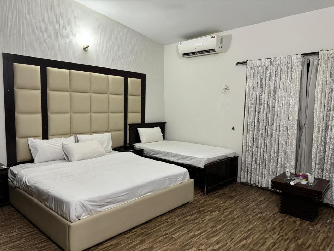 Casa Blanca Boutique Guest House Islamabad Bagian luar foto