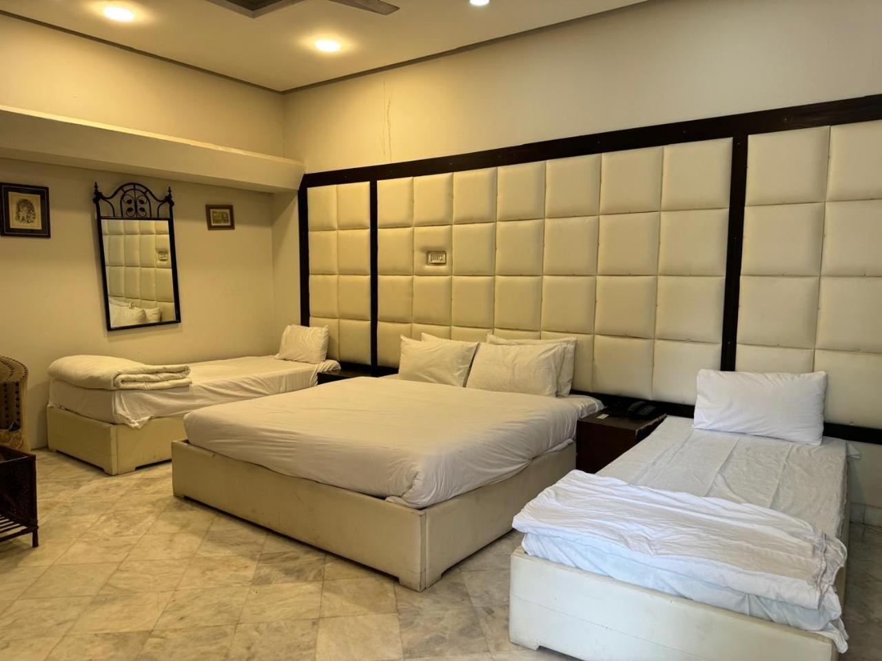 Casa Blanca Boutique Guest House Islamabad Bagian luar foto