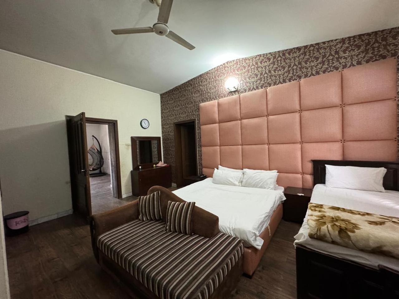 Casa Blanca Boutique Guest House Islamabad Bagian luar foto